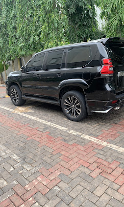 Clean Toyota Prado SUV for hire in Ibadan